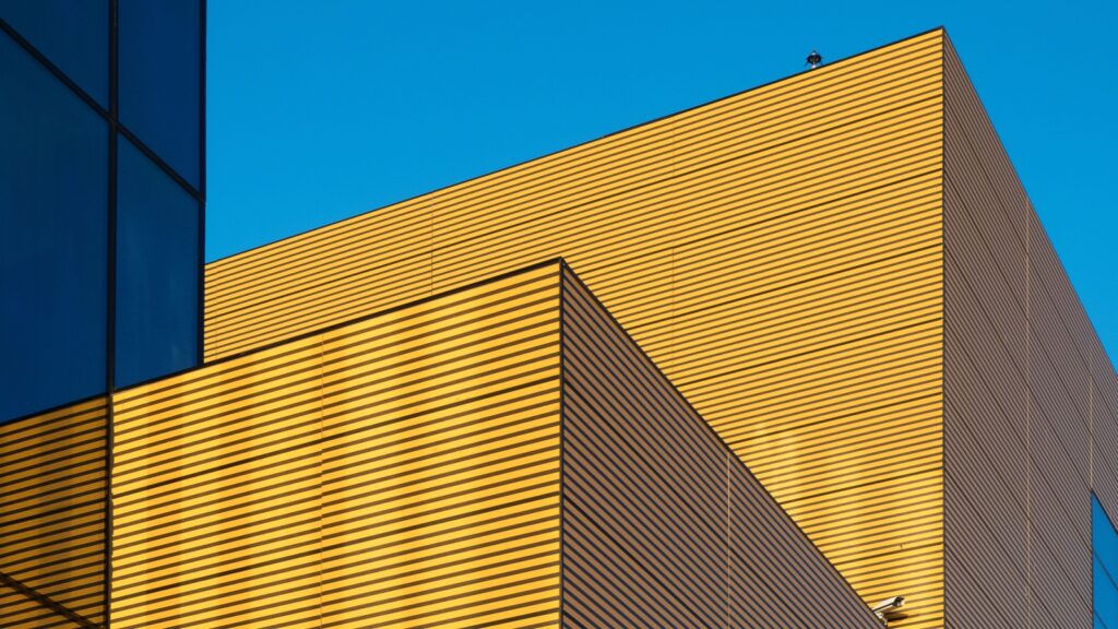 Create a Constitutional Commission, Develop and Discuss the Syrian Constitution Urgently!