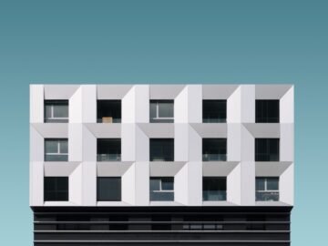 Demand that the UN intervene in Syria and stop the violence